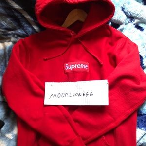 Supreme box logo size M